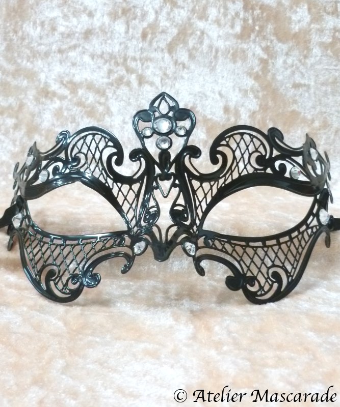 Masque m�tal 08