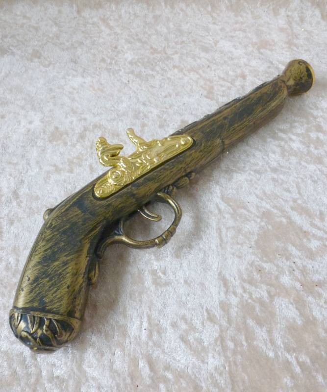 Pistolet pirate M4