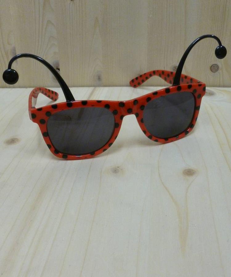 Lunettes-coccinelle-3