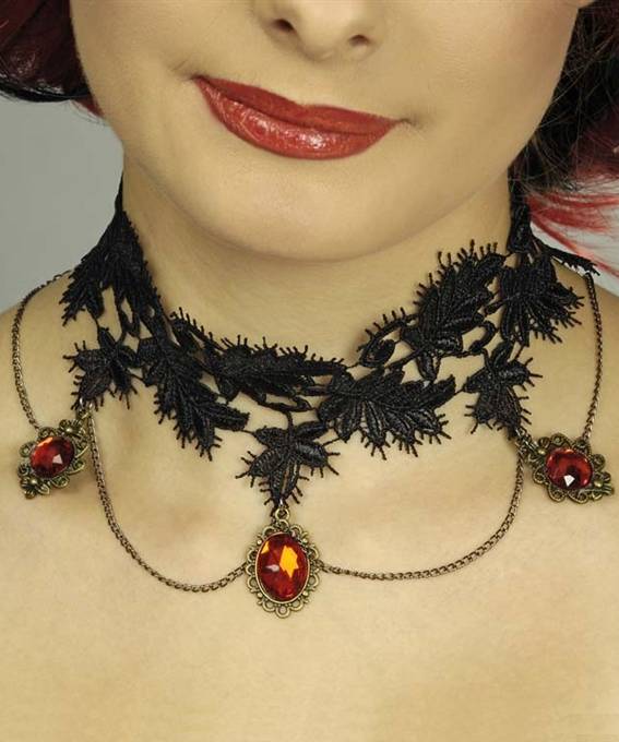 Collier-Dentelle-Marquise