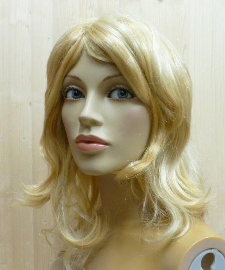 Perruque-femme-blonde-1