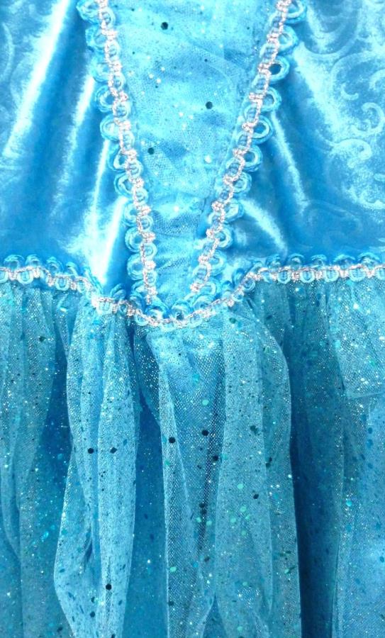 Costume-de-princesse-4-ans-1