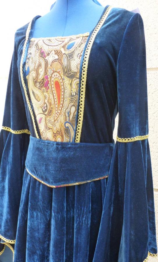 Costume-médiévale-xl-2